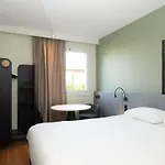 Ibis Reims 틴쿠엑스