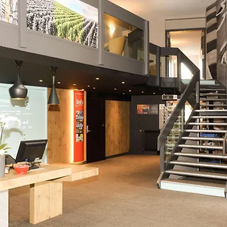 Ibis Reims 3*
