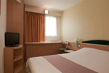 Ibis Reims 3*