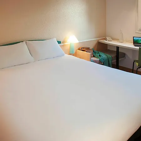 Ibis Reims Hotell 3*
