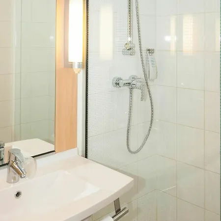 Hotel Ibis Reims 3*