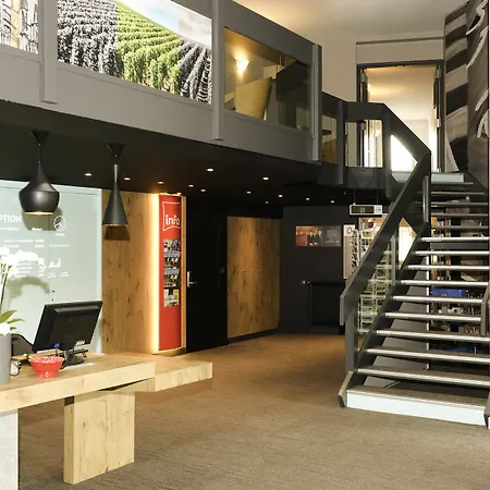 Ibis Reims Hotell 3*