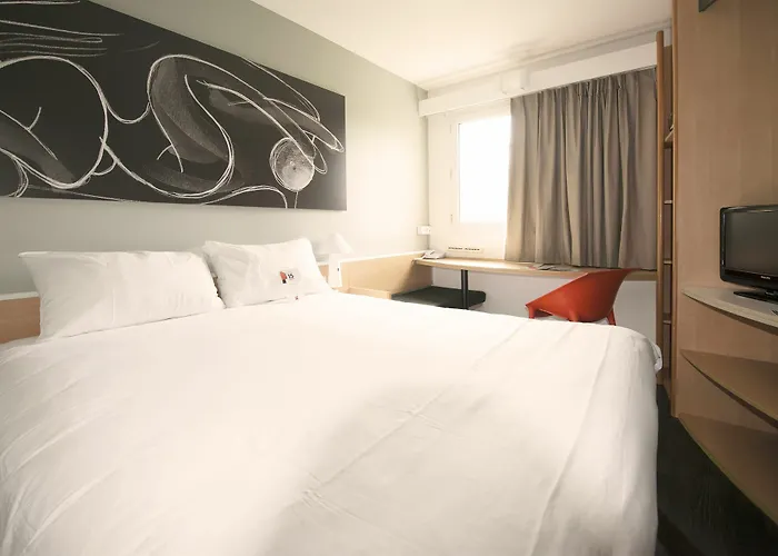 Ibis Reims Hotel 3*