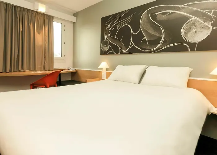 Hotel Ibis Reims 3*