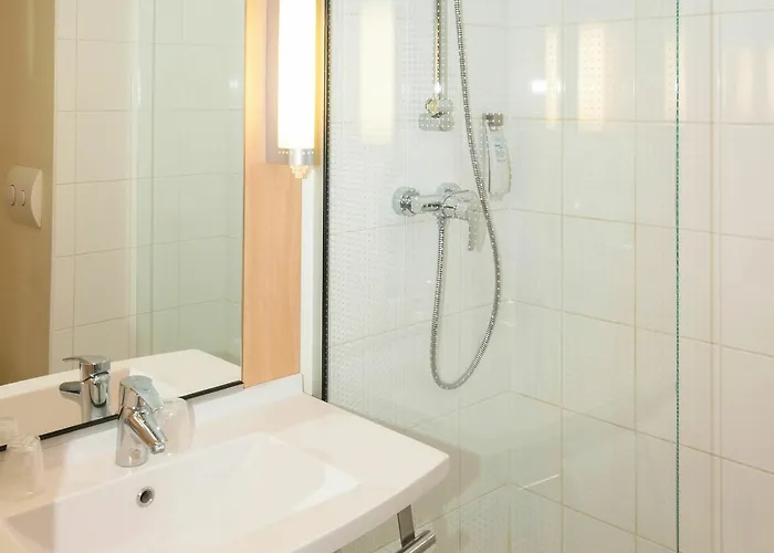 Hotel Ibis Reims 3*